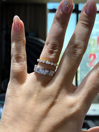 For Myat, Band sets