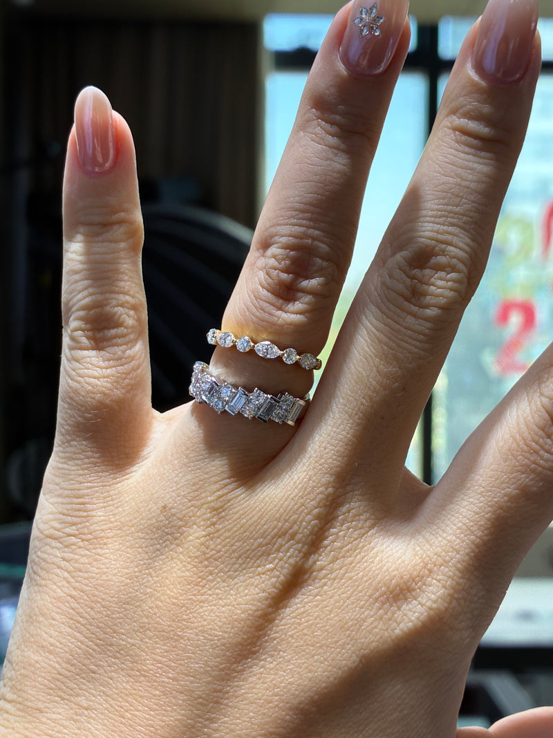 For Myat, Band sets