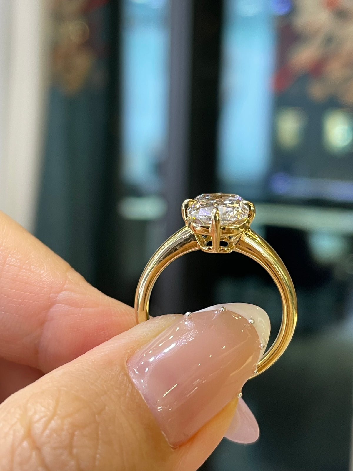 For Moonniica, 3ct Pink elongated cushion engagement ring, fancy vivid pink, VVS2, in 14k yellow gold