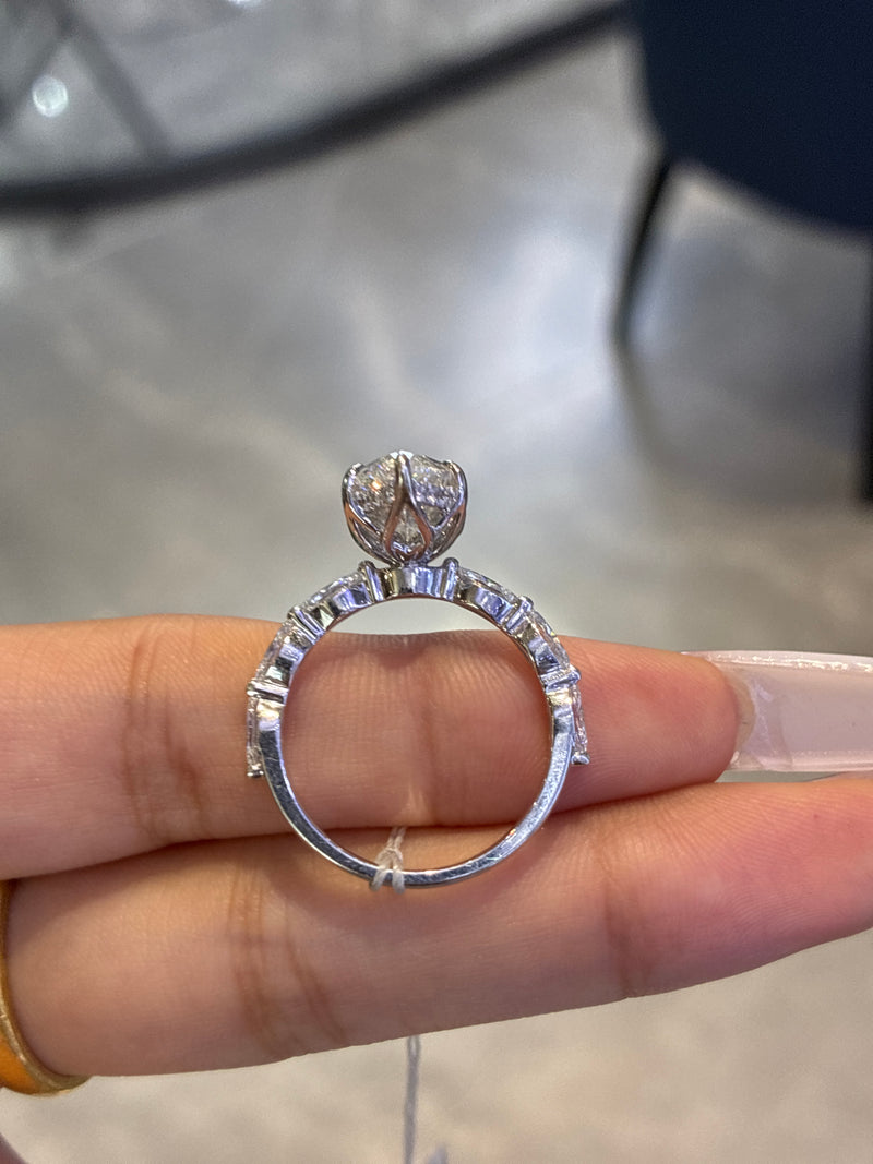 For fw_crystal22, 14k white gold, 4ct marquise center stone, 0.9ct side stones, E/VVS2, size 7(ready to ship)