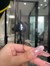 For Popcorn 14k yellow gold with 1.53ct mainstone and 0.608ct sidestone, D/VVS2