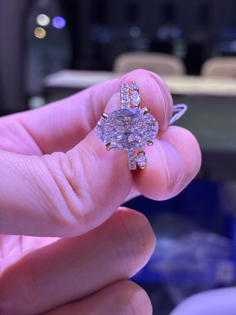 50% Retainer For Scargolfs, Oval Cut Cathedral Setting Solitaire Diamond Ring//14K Solid yellow gold//2.500ct Oval cut center stone //E/VVS2//40 Round Brilliant cut side stones for total 0.460ct//D-E/VS-VVS//Marquise Cut Diamond Band Ring
US Size 7