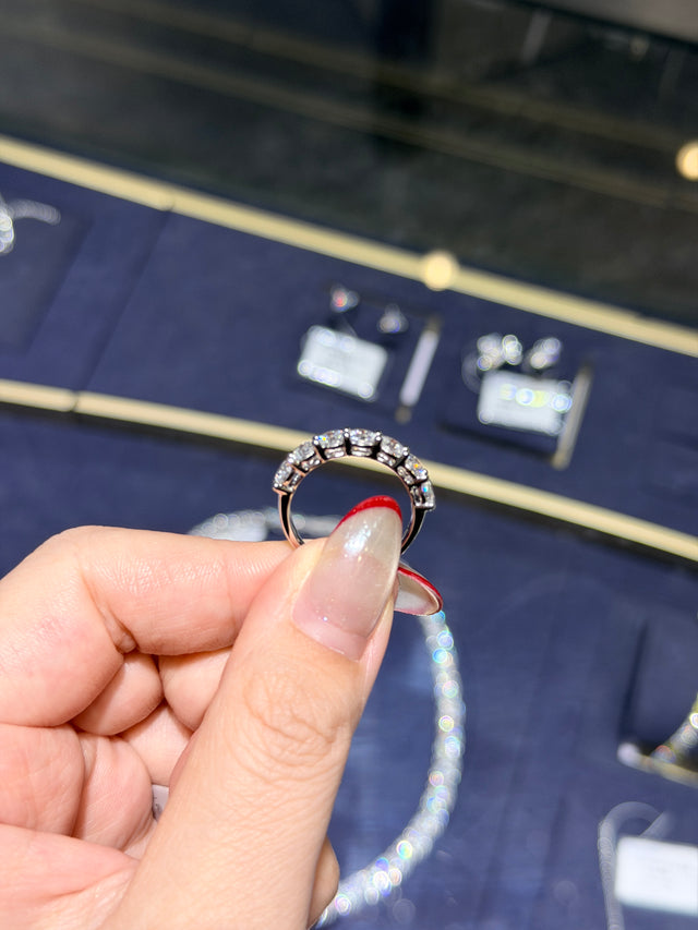 1.605ct Half Eternity Band(DE/VS-VVS)