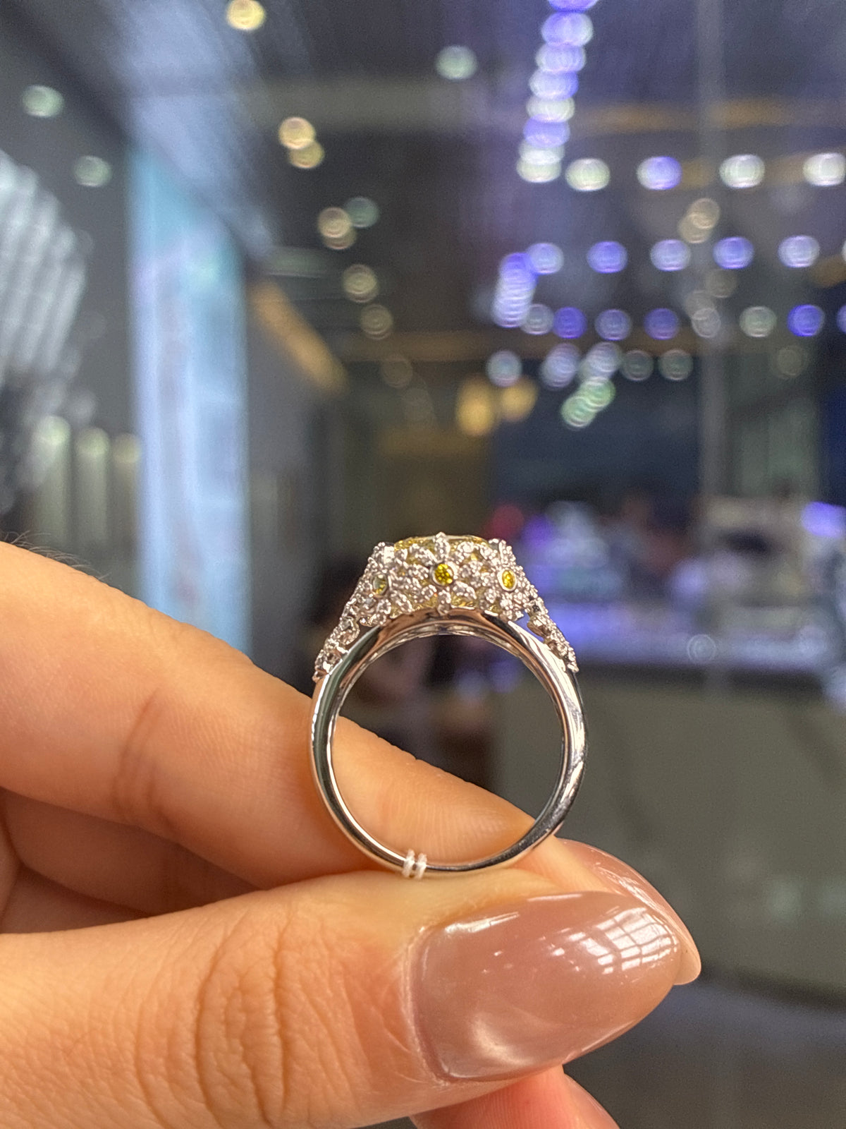 Deposit for itsn0tme0 14k white gold, 5ct yellow main stone, 0.4ct side stone, fancy intense yellow/vvs