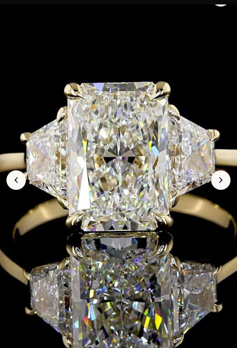 Deposit for Darkseid 18k yellow gold 3ct radiant cut E/vvs2 with side stones