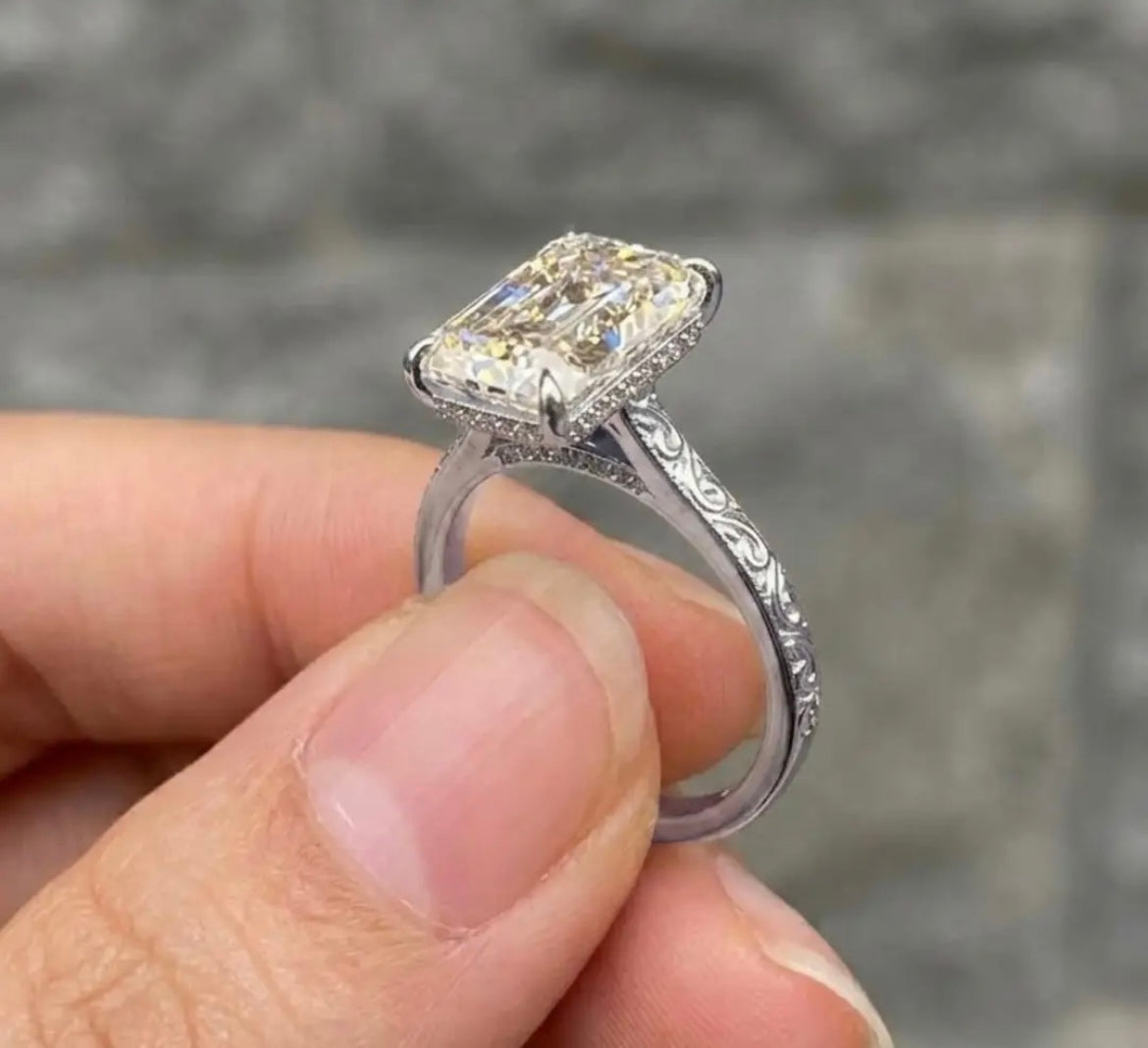 Deposit for Christina 14k white gold 2 carat cushion E/VVS2 with 0.50ct sidestones(Customization)