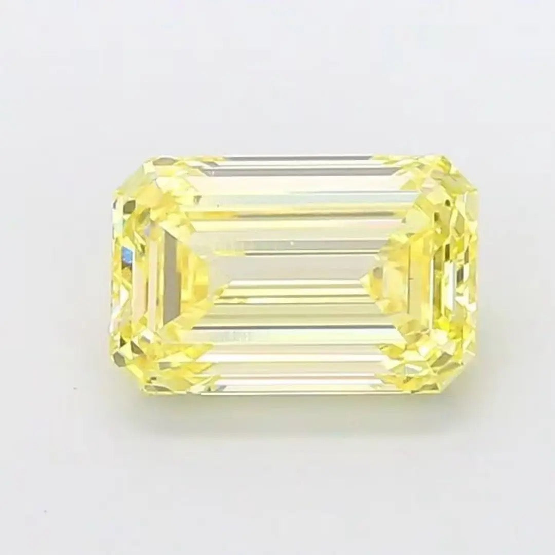 50% retainer for Krystal
Bodine//Canary emerald Cut
Twisted Wand Wedding Ring//
14K Solid white gold//4ct
Radiant cut Canary center stone//FIY/VS1//Bezel Setting
Band Ring//14K Solid white gold//est. 1ct total Round Brillint cut diamonds//D-E/VS-VVS//
US