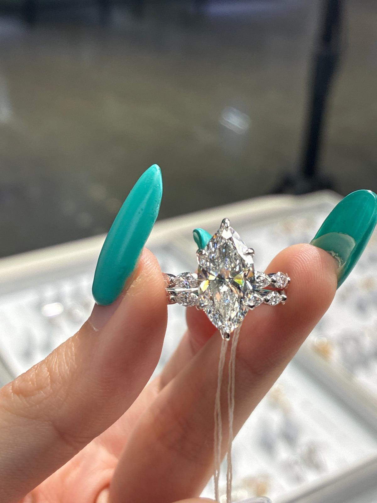 Deposit for Katie 14K solid white gold 4carat E/VVS2 with 0.914ct marquise band, with 14k solid white gold 0.572ct marquise bubble wedding band