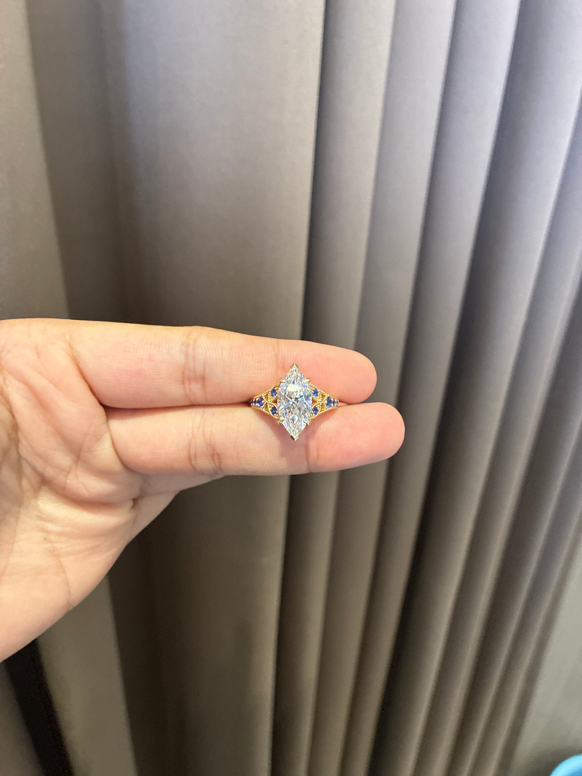 For Coeisha 14k yellow gold ring with 3ct E VS1 diamond And 0.365ct side diamonds