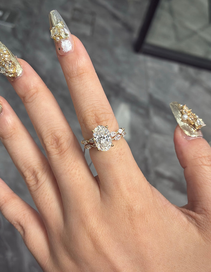 Deposit For K.ROWE 14k yellow gold 2ct E vvs2 oval ring And 14k yellow gold band