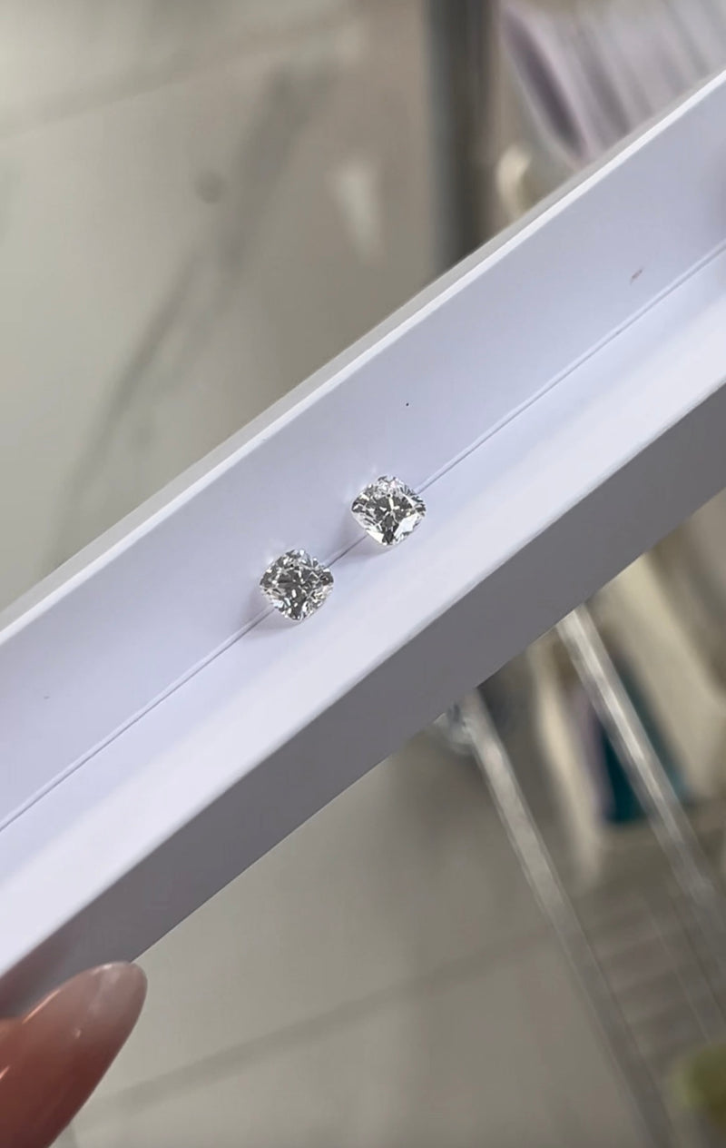 Deposit For Elenaxxa 18k gold white diamond cushion cut total 2ct