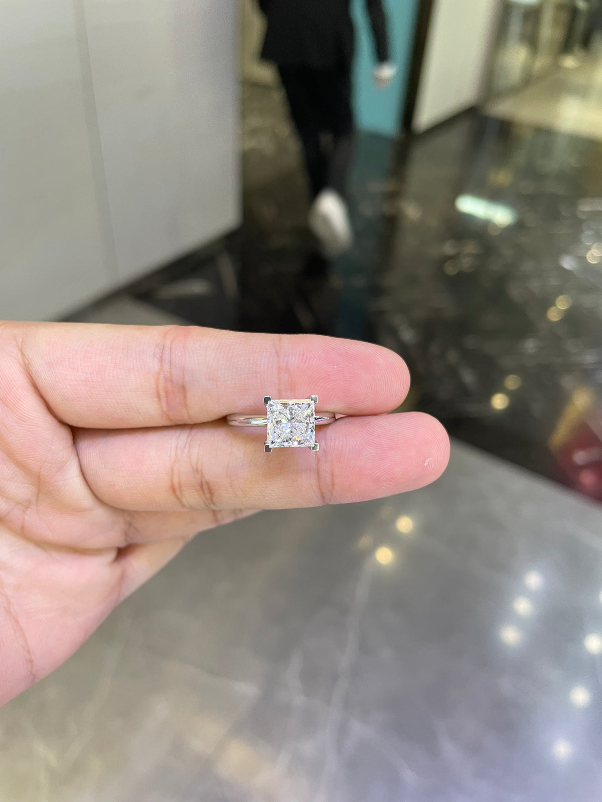For Baj 18k white gold ring with 3.020ct E VS1 main diamond