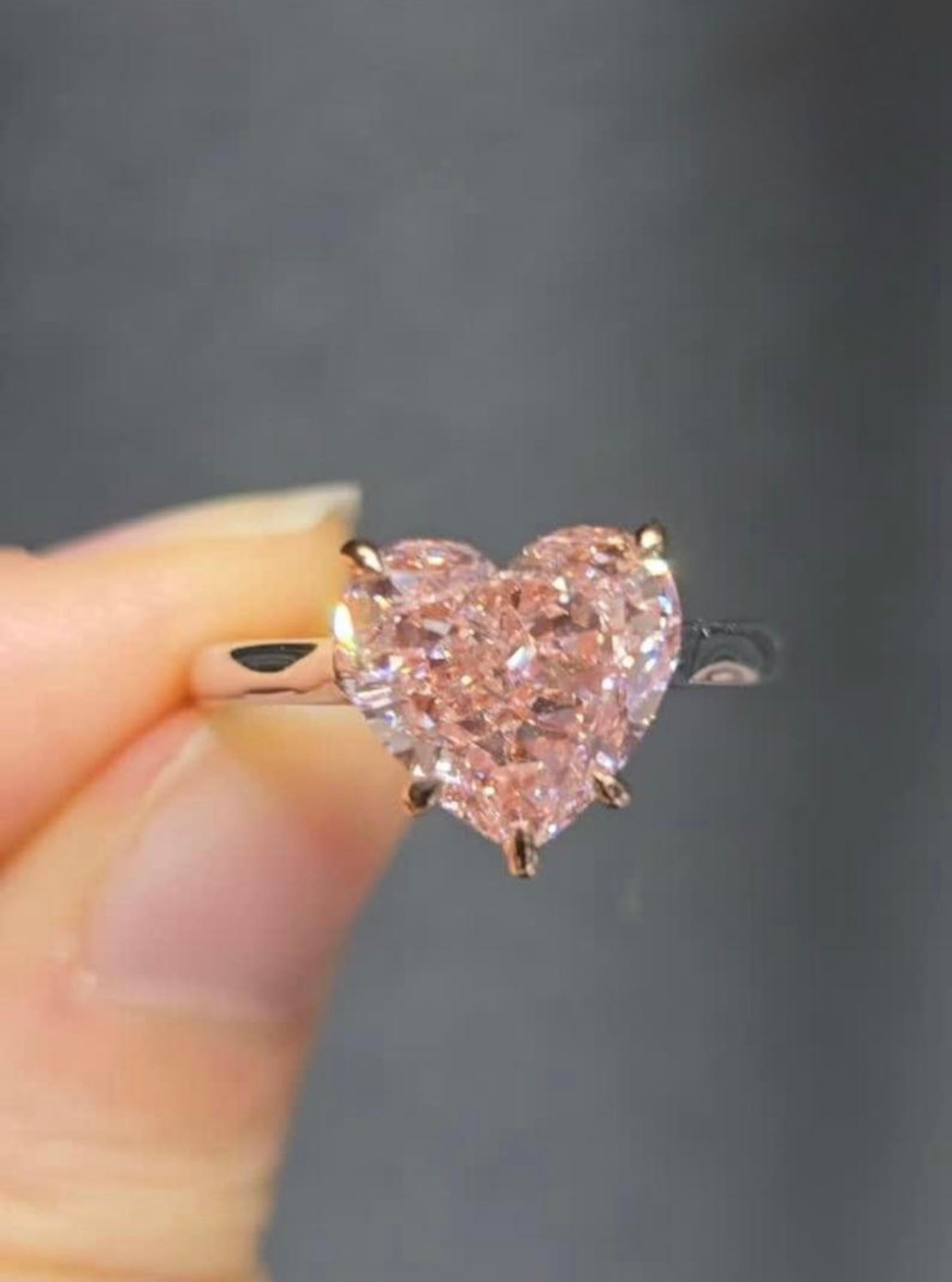 Deposit for Vi 14k white gold 1.81 carat Fancy Intense Pink VS1 2EX Very Slight fluorescence Pinky Ring