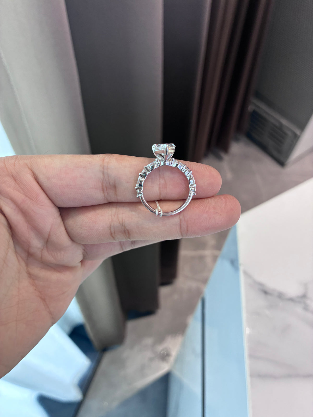 For Doctor Dee 14k white gold 3ct D VS1 main diamond ring