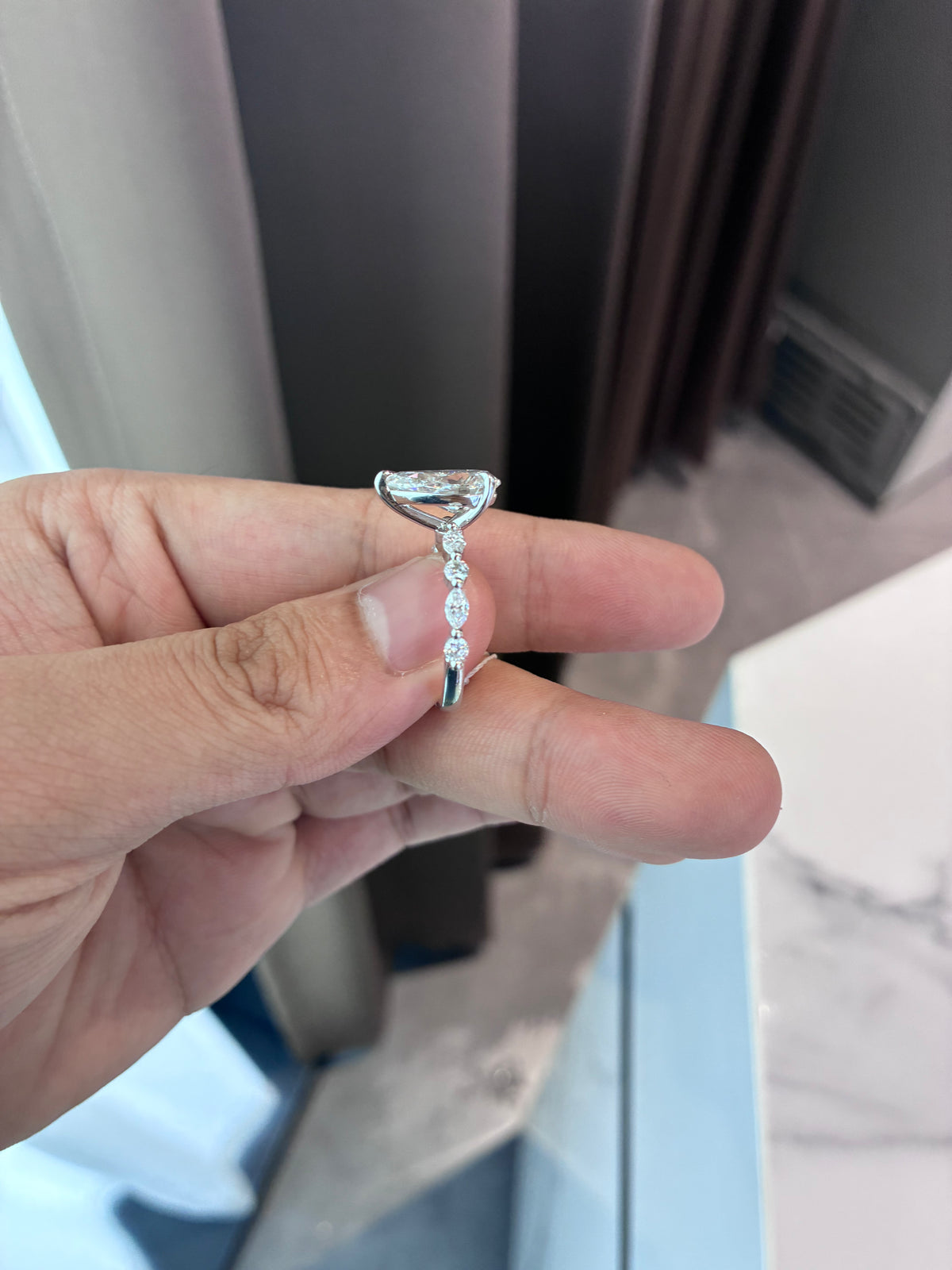 For Doctor Dee 14k white gold 3ct D VS1 main diamond ring
