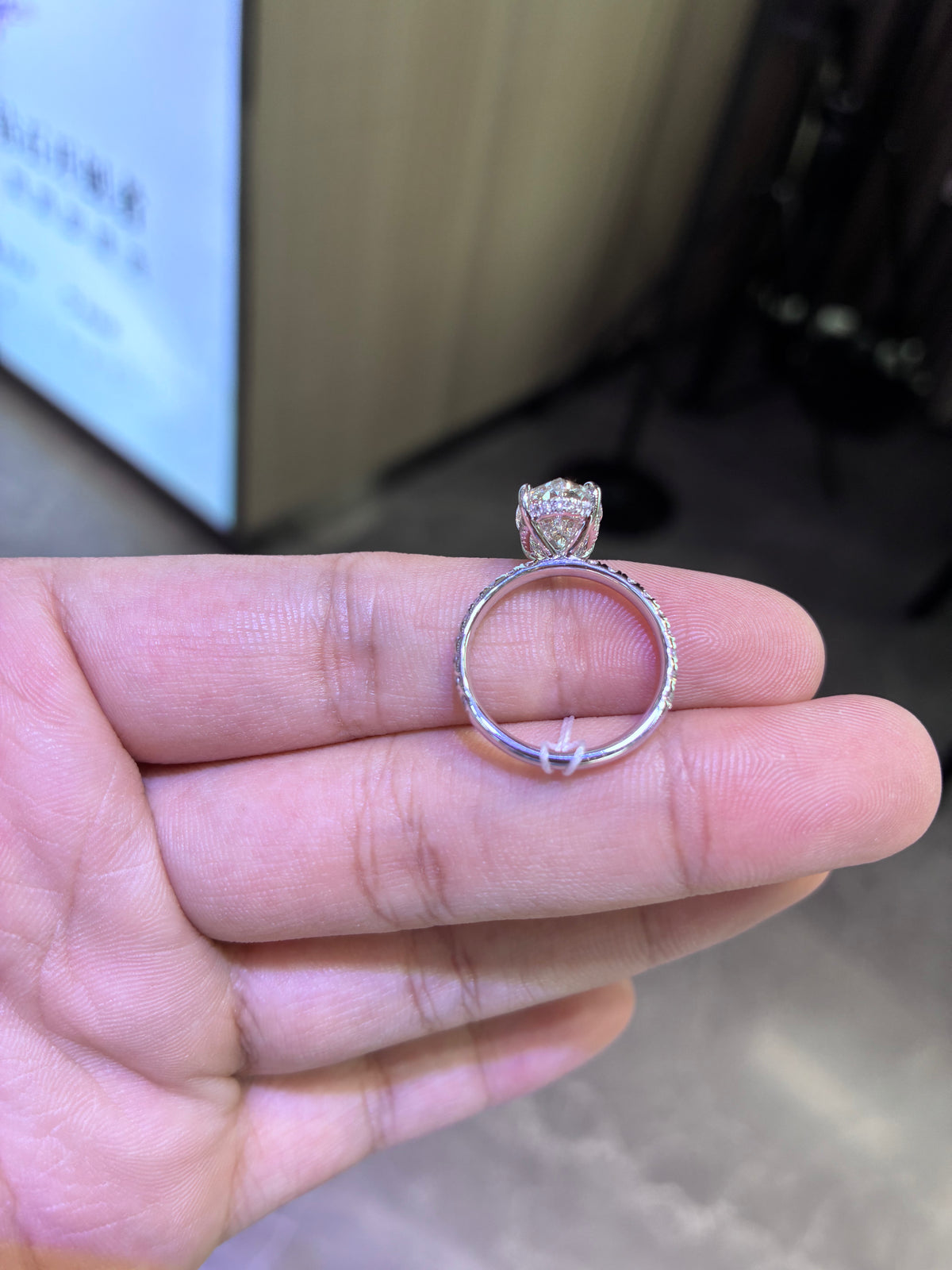 For Katelyn 18k white gold ring with 3.1ct D vvs2 diamond