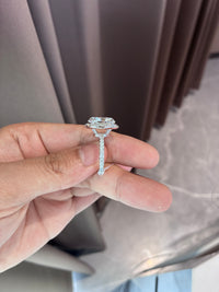 Deposit For ErikaGallacher 18k white gold with 7ct main diamond And 1.5ct side diamonds