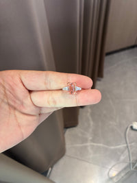 For user 14k white gold ring with 4ct pink diamond And 0.420ct side diamonds