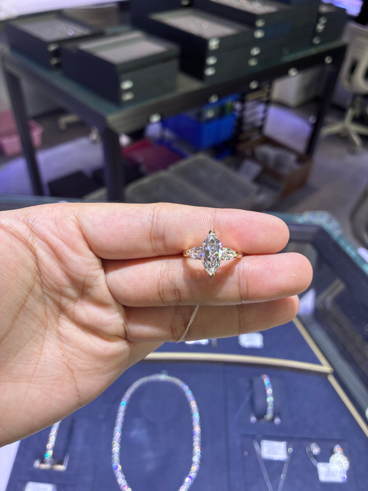 For Jaime 14k yellow gold with 2ct E VS1 diamond And 0.637ct side stone