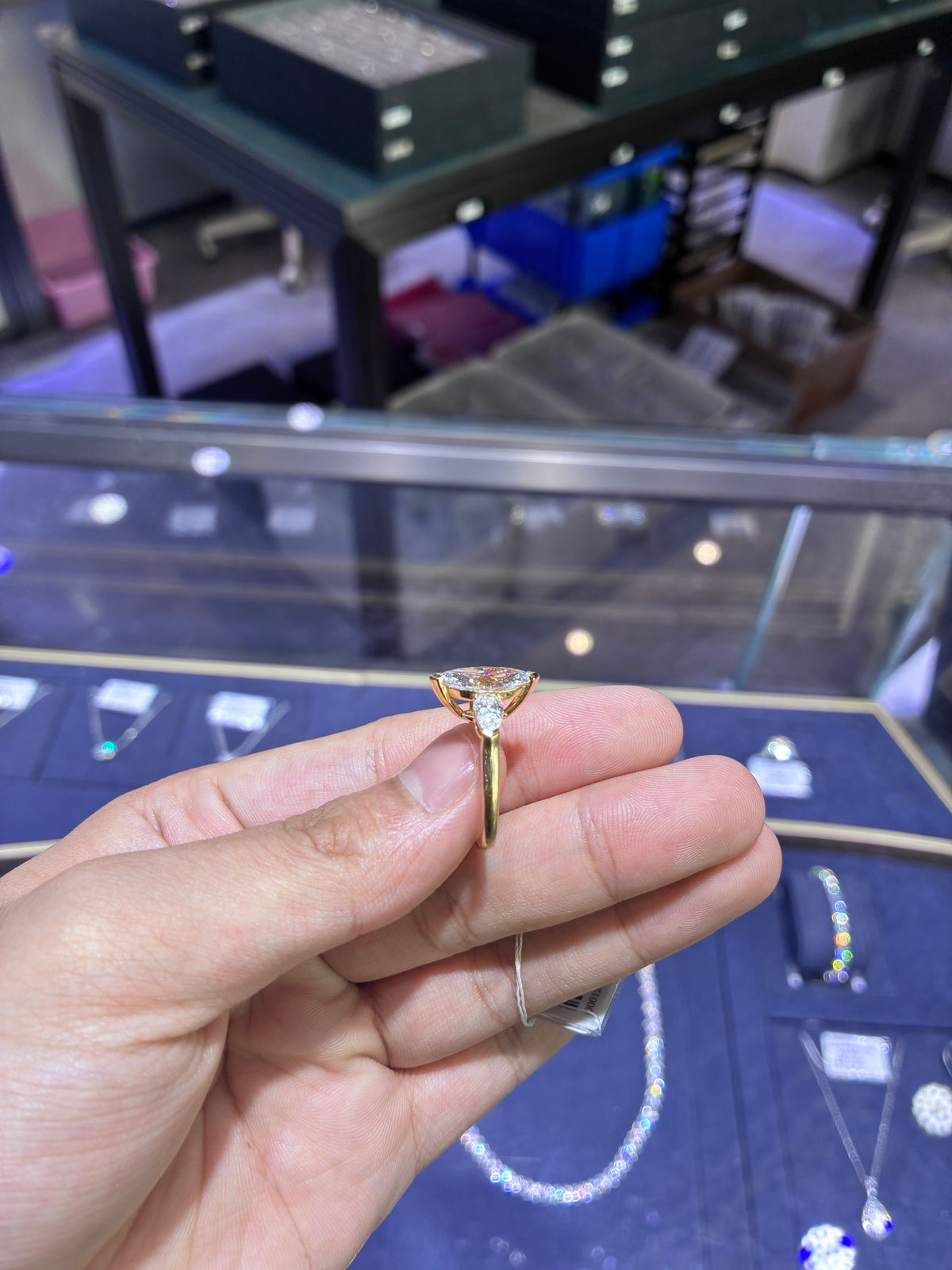 For Jaime 14k yellow gold with 2ct E VS1 diamond And 0.637ct side stone