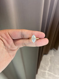 For jaime 14k yellow gold ring with 2.5ct main diamond E VVS2