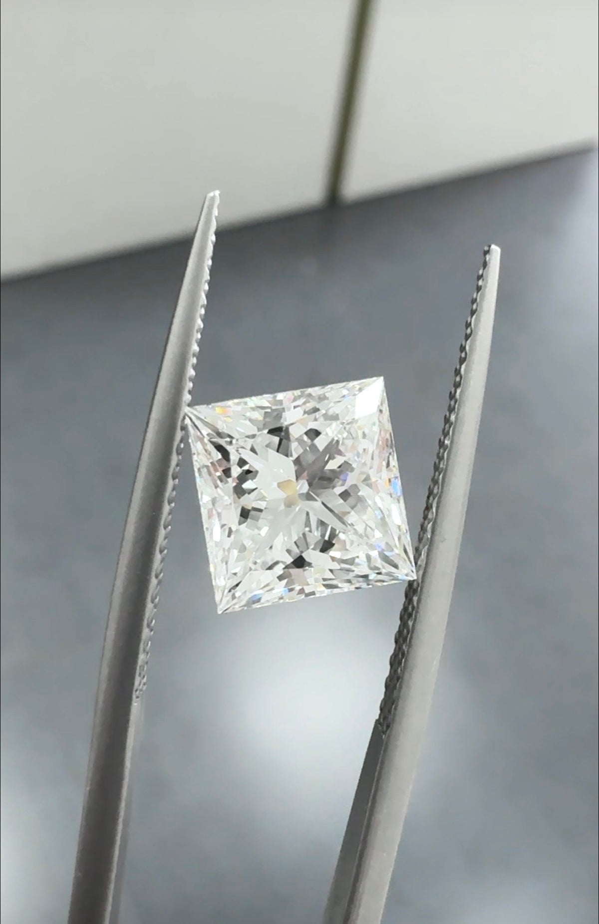 For Merlin 5ct E VS1 diamond