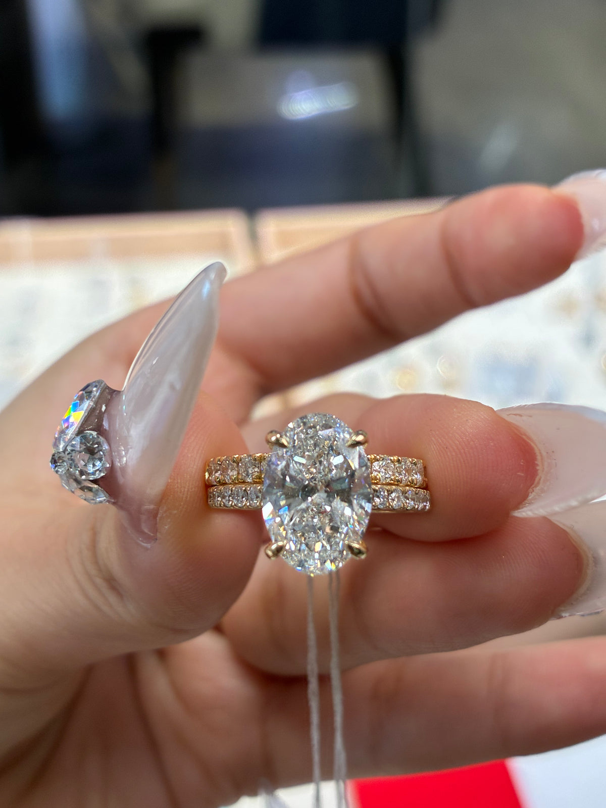 Deposit for Premiermerchants 14k yellow gold+14k white gold basket, 3.96ct oval cut diamond setting only + 14k yellow gold, paved band, around 1.9g gold weight, size 4.5