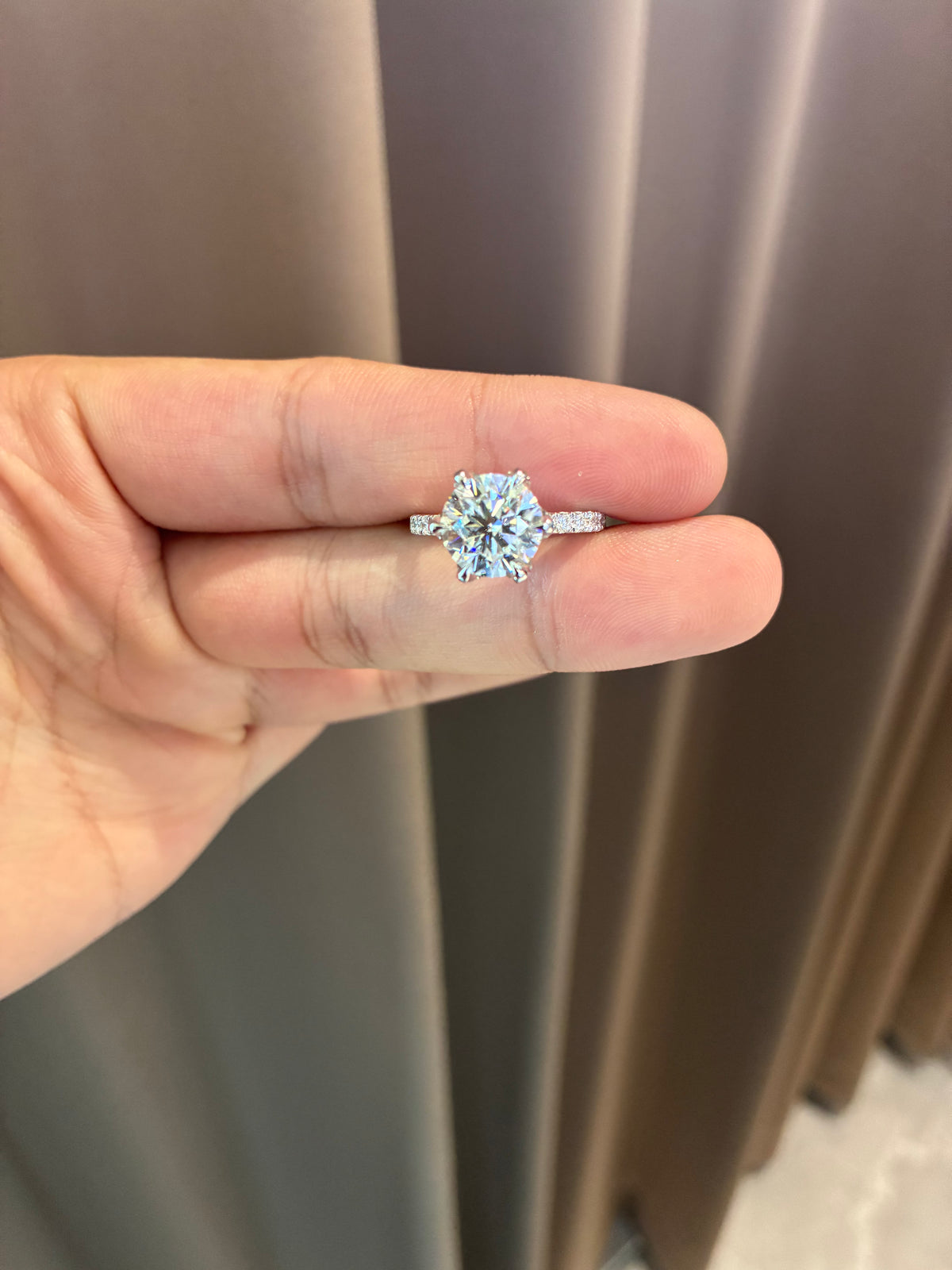Deposit For Lauren 1️⃣14k white gold ring with 3ct D vvs2 diamond And 1ct side stones2️⃣Each 1.5ct total 3ct round diamond earrings 14k white gold six prongs