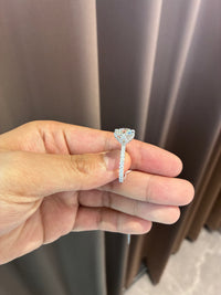 Deposit For Lauren 1️⃣14k white gold ring with 3ct D vvs2 diamond And 1ct side stones2️⃣Each 1.5ct total 3ct round diamond earrings 14k white gold six prongs