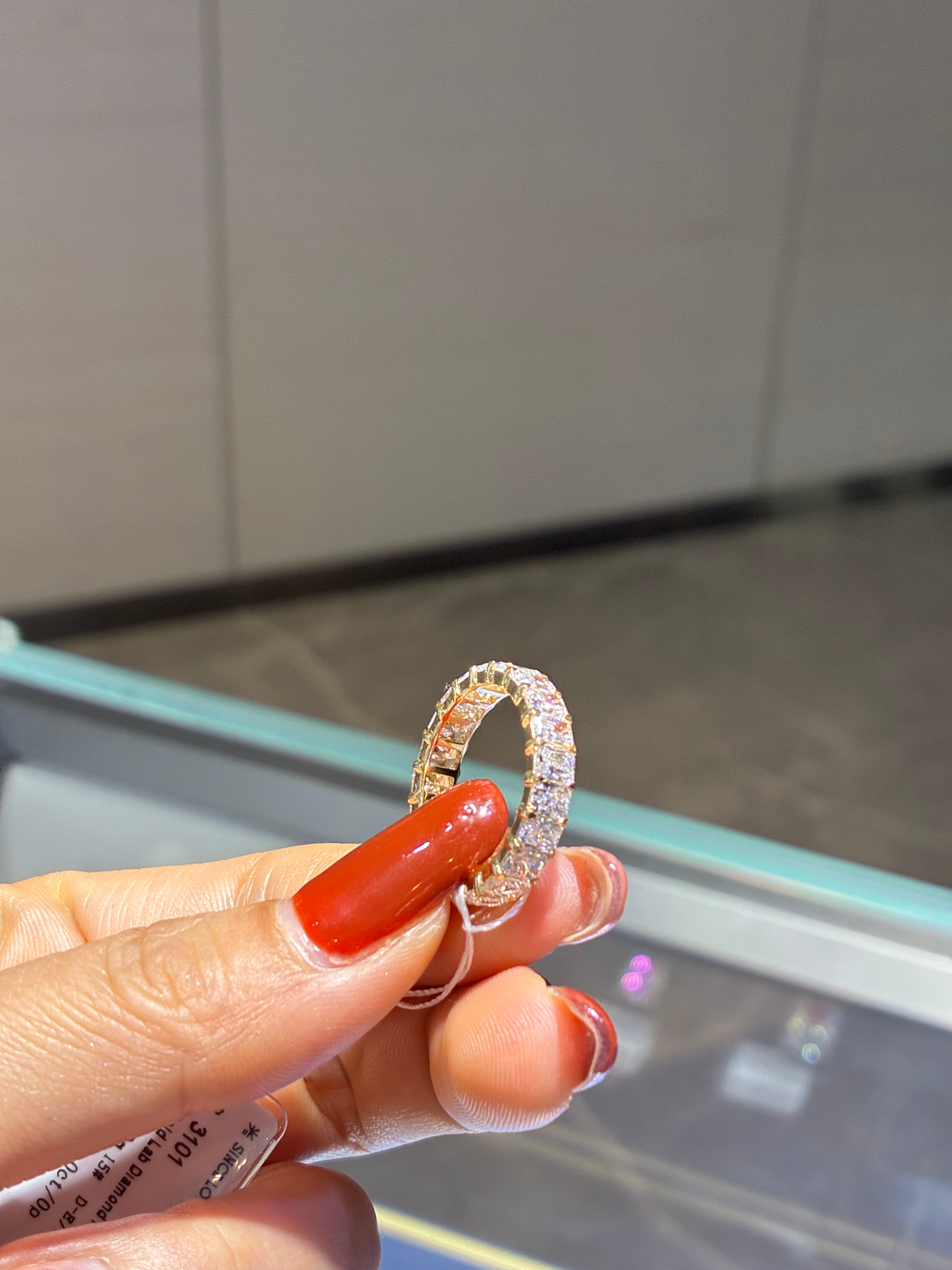 18k white gold, 4.2 carats, full circle ring