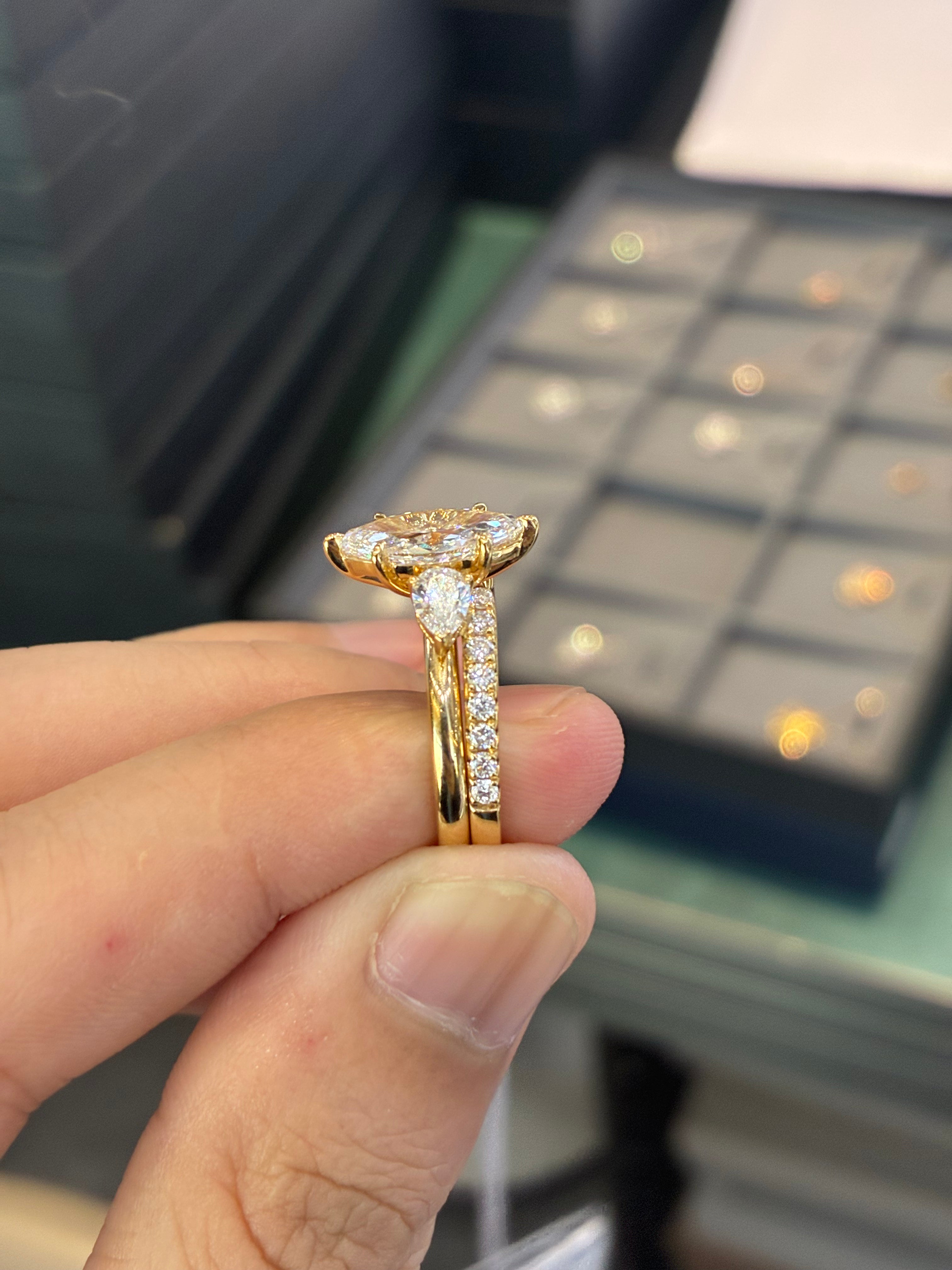 Mimi for pay (18k, eternal diamond ring + 1.57 carat marquis diamond ring set)