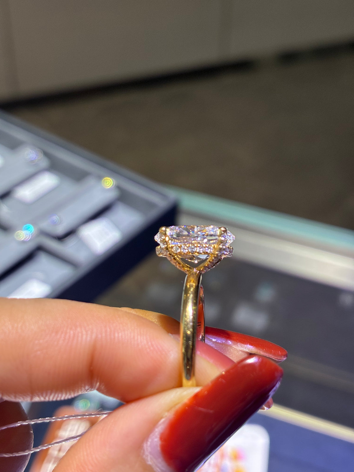 For dear Deloitte: empty setting only, 2mm, 4 prongs with stone,