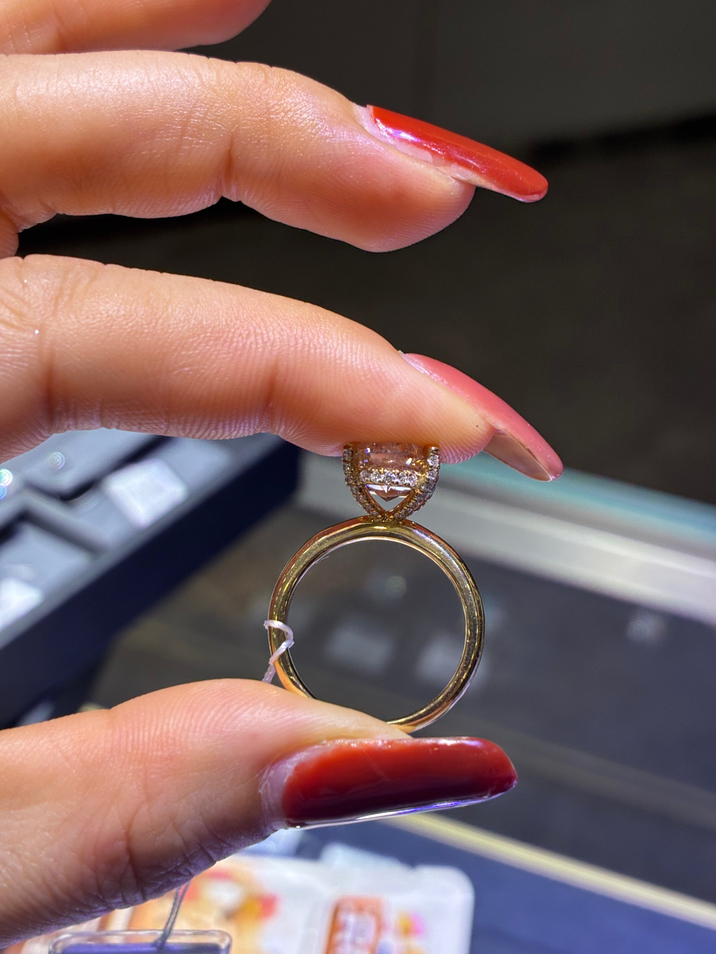 For dear Deloitte: empty setting only, 2mm, 4 prongs with stone,