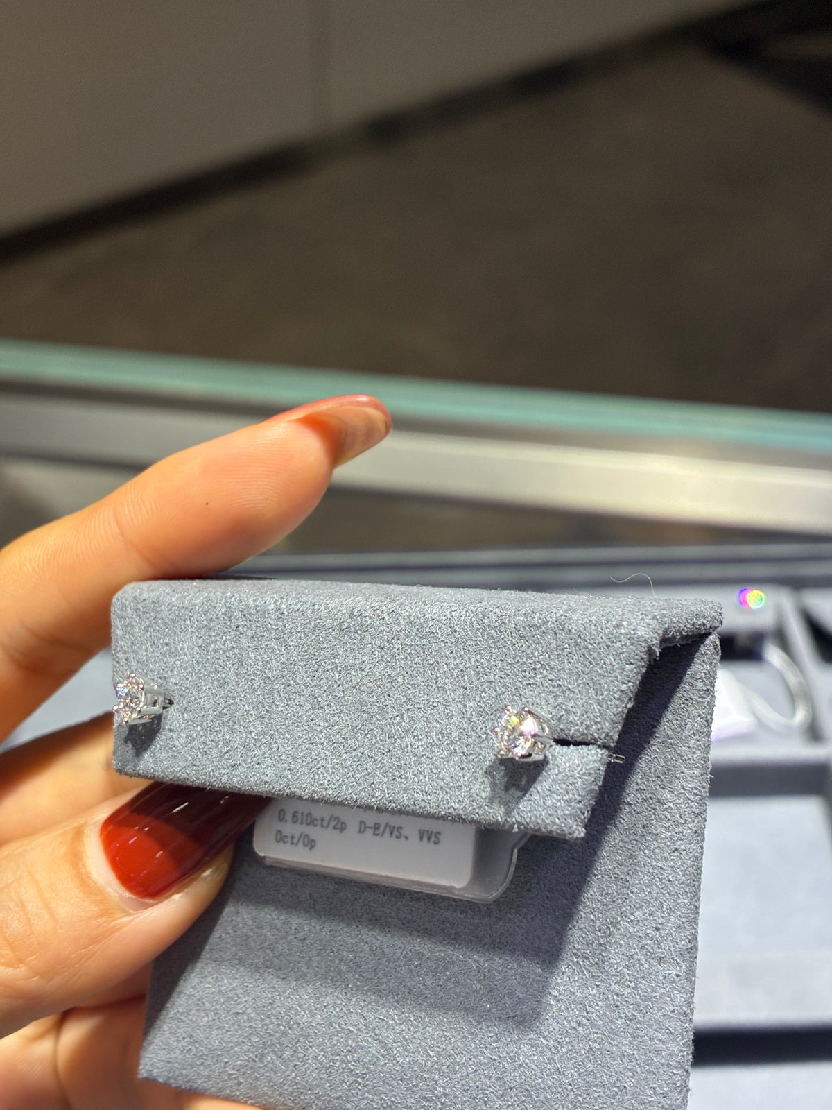 For dear Ly: 0.610ct, earring , D-E/VS,VVS