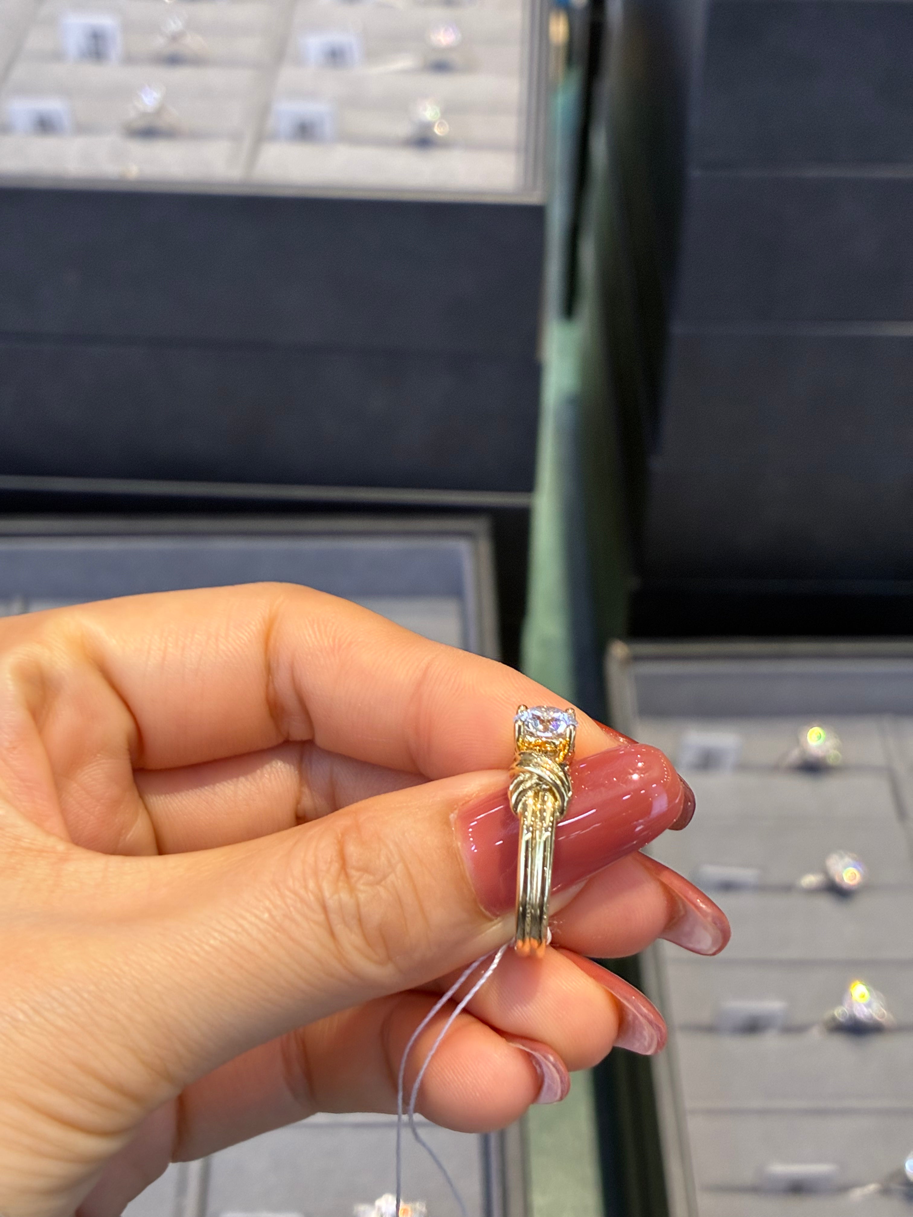 For Kiki – 18K Gold (Au750) Lab-Grown Diamond Ring | Main Stone 1.020 CT (1pc) | D Color | VVS2 Clarity