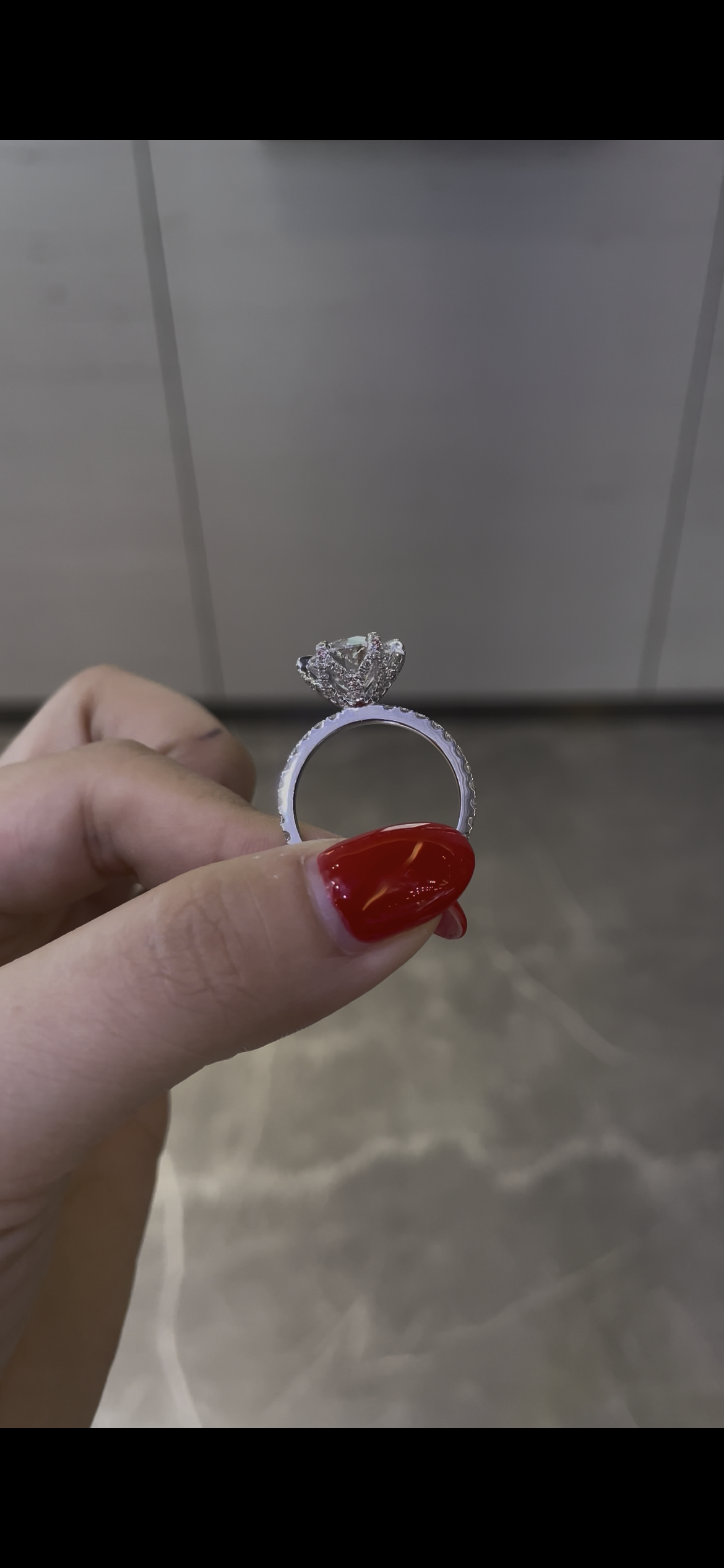 Remaining balance for Chris 18k white 3.6ct evvs1 round brilliant cut ring