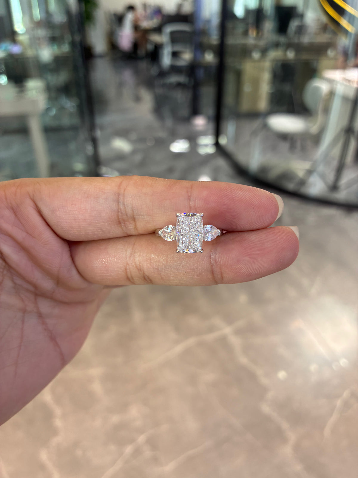 Deposit For emmiesuzie 14k white gold ring with 3ct D vvs2 diamond And 0.822ct diamonds