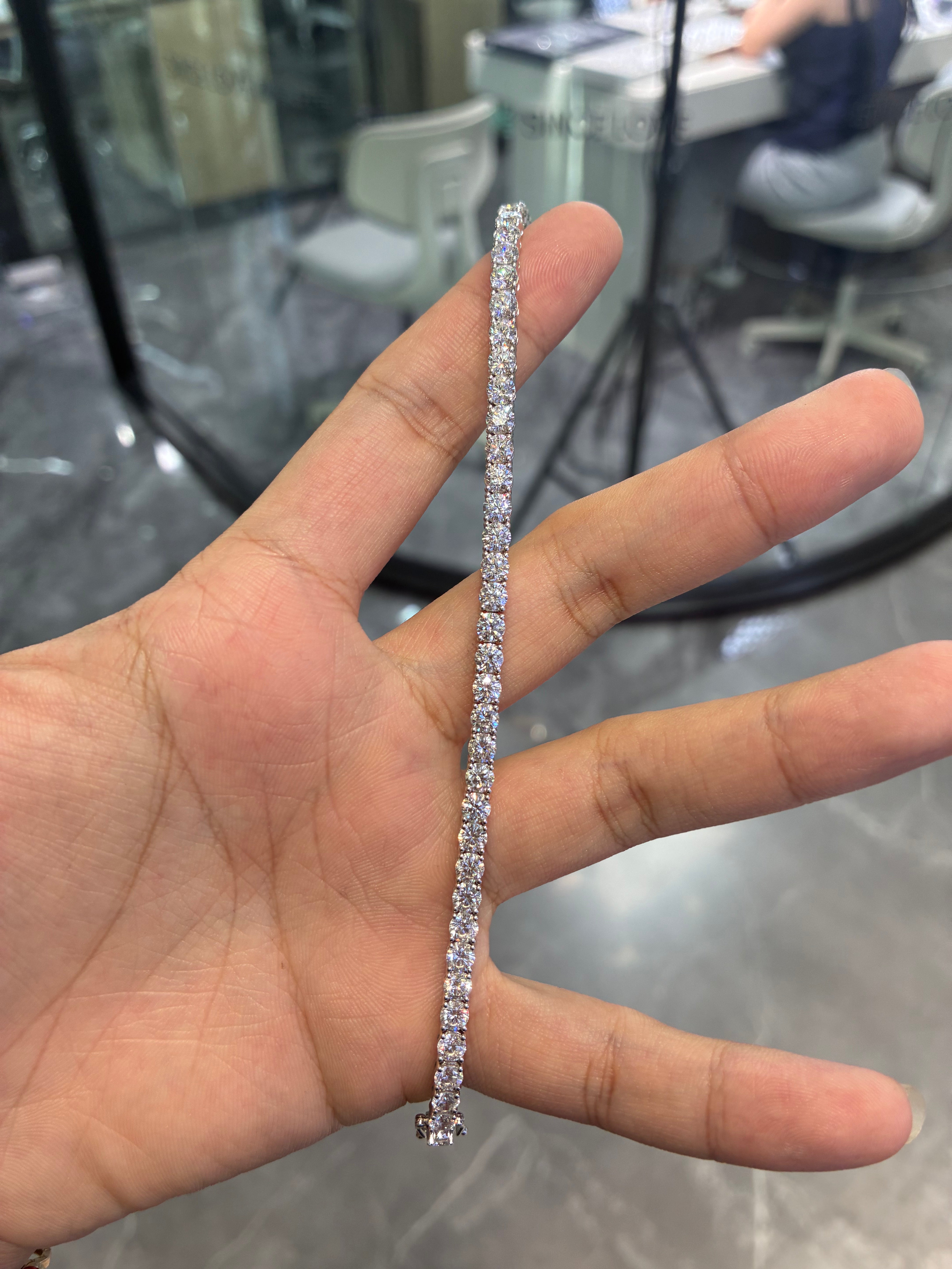 Joan chen Exclusive Link: 18K Gold Diamond Tennis Bracelet (16cm) + Small Love Bangle (Size 17) + Butterfly Round Diamond Necklace | D-E Color VS-VVS Diamonds | D VVS2 | Certificates Included