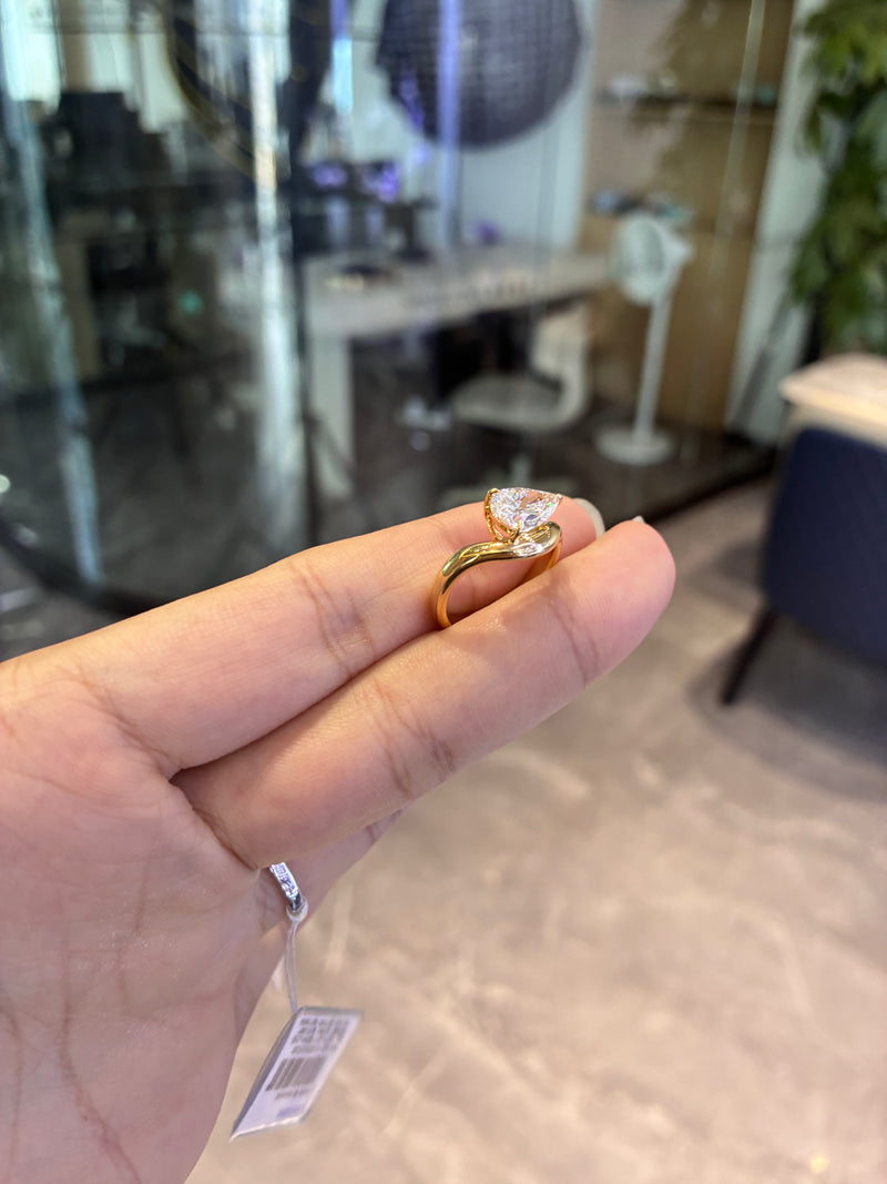 Deposit For Gabilicous 14k yellow gold ring with 1.5ct pear cut diamond