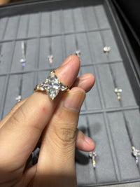 For Janelle B( 14k yellow gold 2.01ct E/vs1 Three-stone ring)