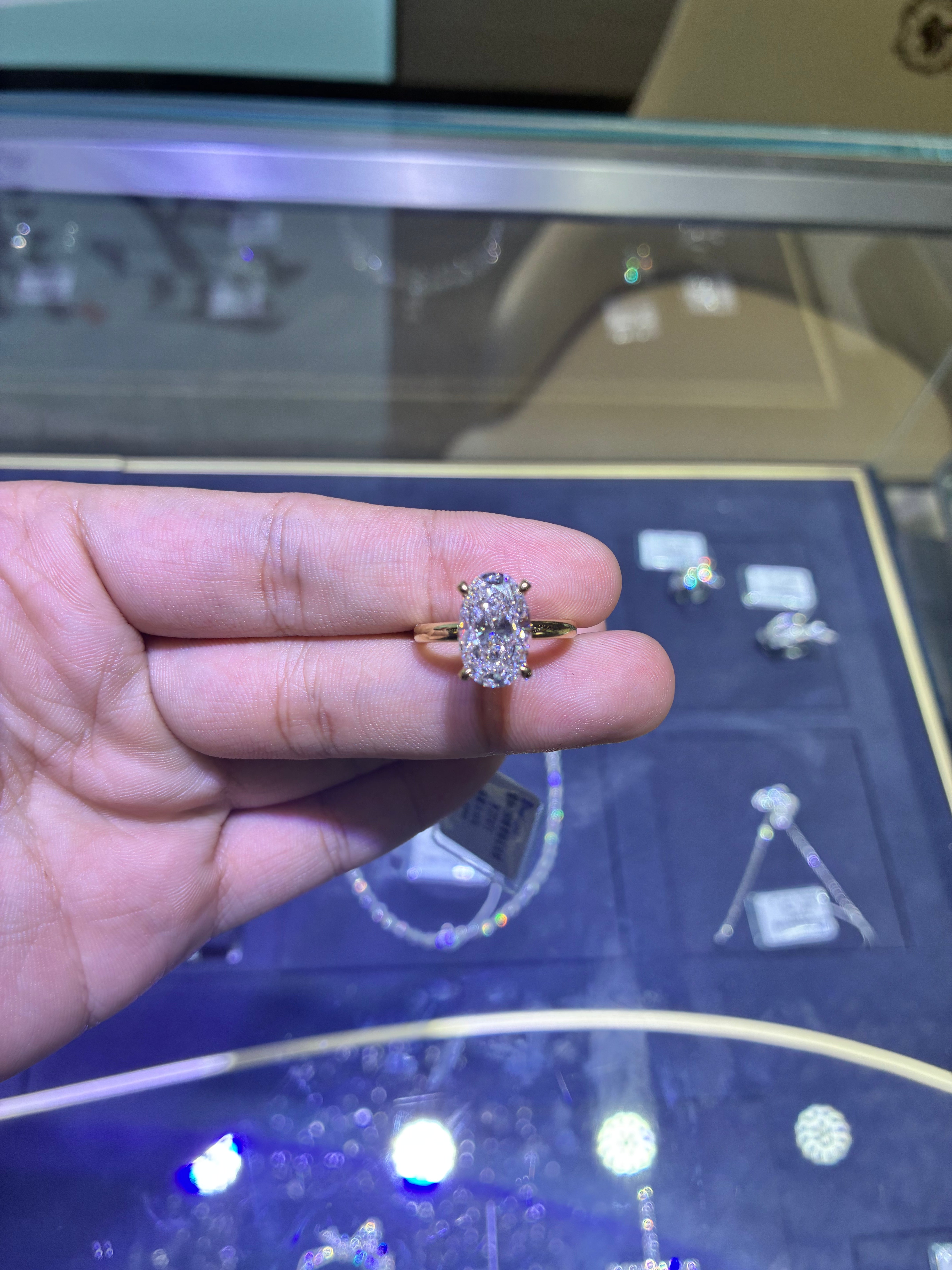 For Hayley 18k yellow gold ring with 4.010ct/1p D/vvs2 diamond and 14k yellow gold band