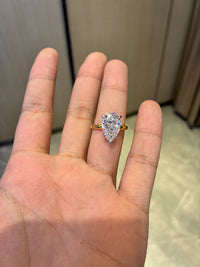 For Sugar 18k yellow gold ring with 5.030ct E vvs2 diamond