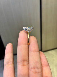 For Sugar 18k yellow gold ring with 5.030ct E vvs2 diamond