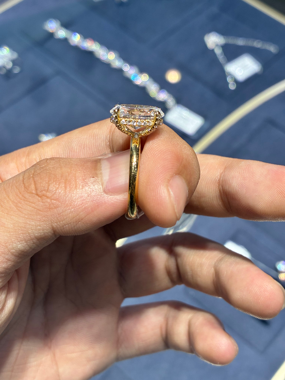 For Krnica16 18k yellow gold ring with 4.010ct/1p D VVS2 diamond 0.274ct/50p side diamond