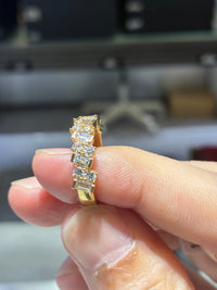 for noorelqadicampbell （18k yellow gold Half eternity band）