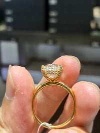 For Leeann Customization(18k white gold 5.06ct D/vs1 oval ring And 18k white gold band )
