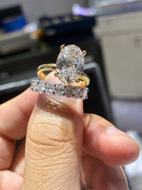 For Leeann Customization(18k white gold 5.06ct D/vs1 oval ring And 18k white gold band )