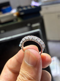 For Leeann Customization(18k white gold 5.06ct D/vs1 oval ring And 18k white gold band )