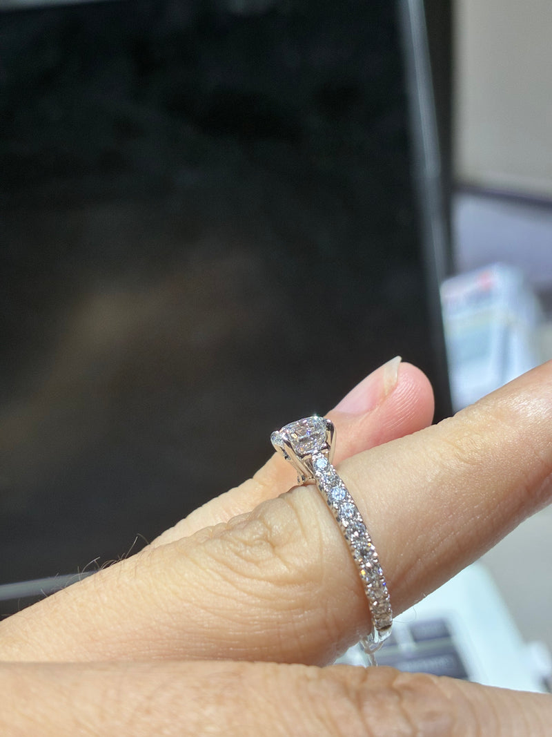 for Ty’Ay （18k white gold 1.04ct D/vvs2 round ring)