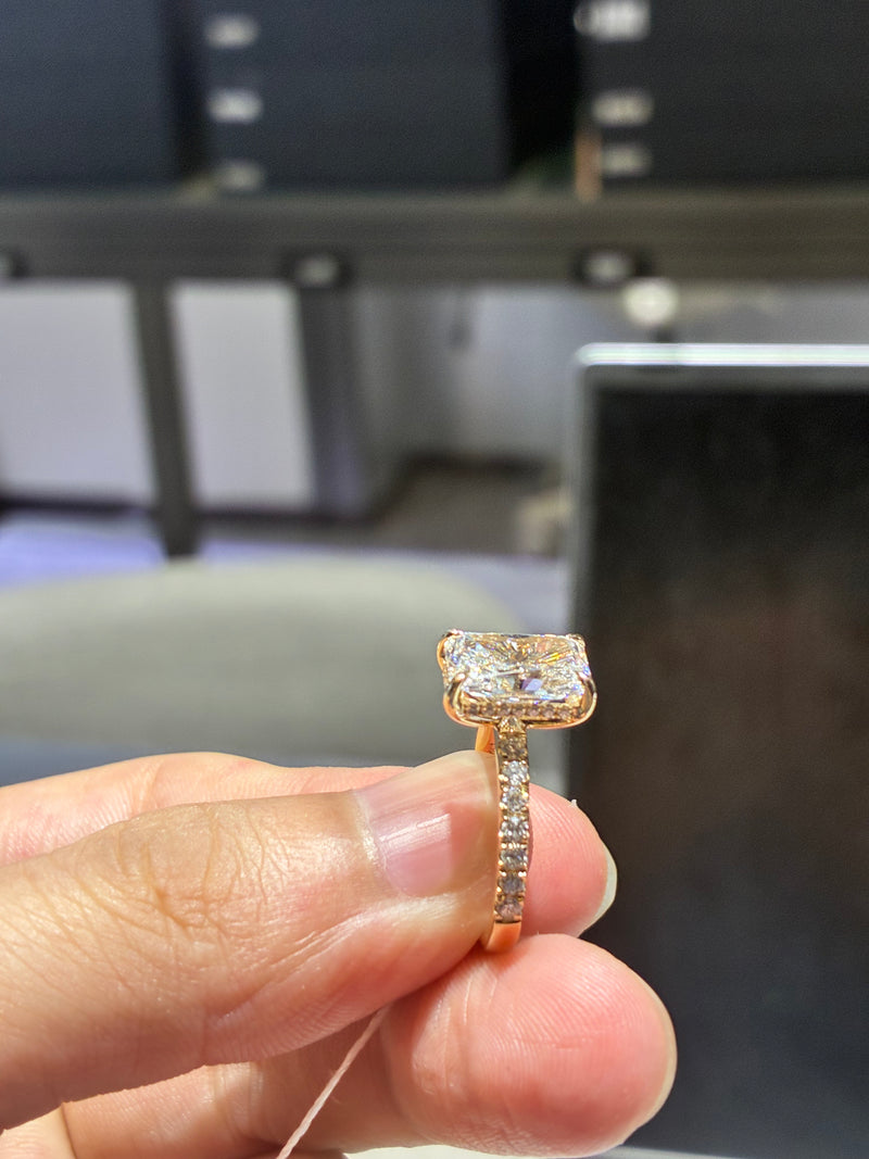 for Becky Potts （14k yellow gold 3.07ct radion E/vs1 ring )